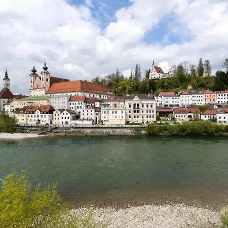 Coyhomes Riverside - Serviced Steyr